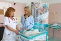 Pampers дарява оборудване на родилни отделения в България